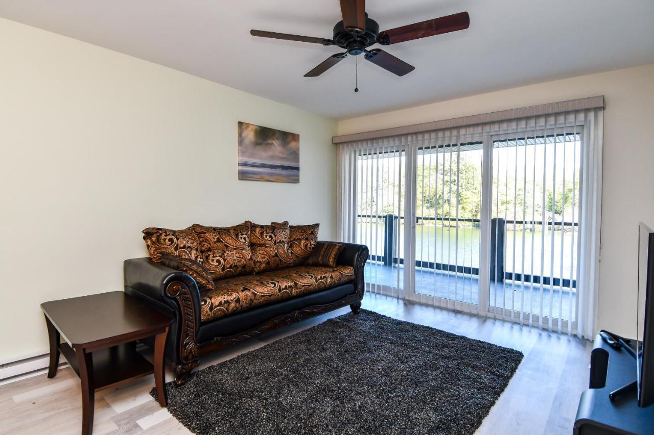Chateau Riverside Campbell River Bagian luar foto